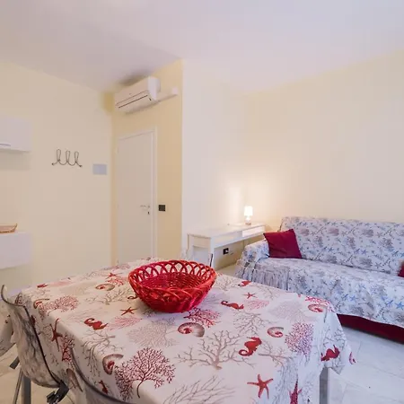 Spiaggia Di Reale Apartment