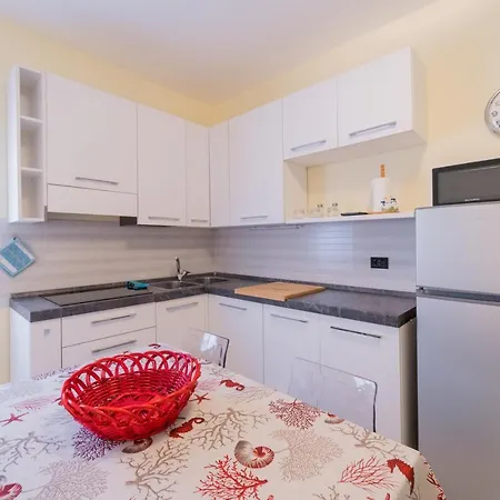 Apartment Spiaggia Di Reale