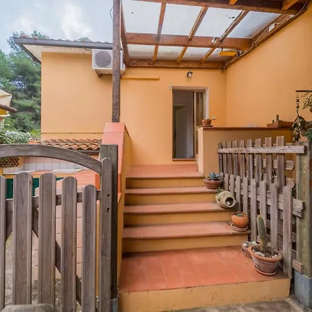 Apartment Spiaggia Di Reale Porto Azzurro